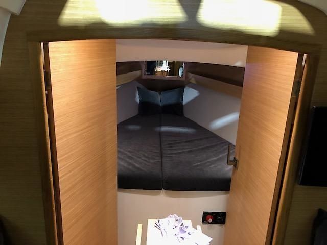 Vector 33.3 | Gladiator