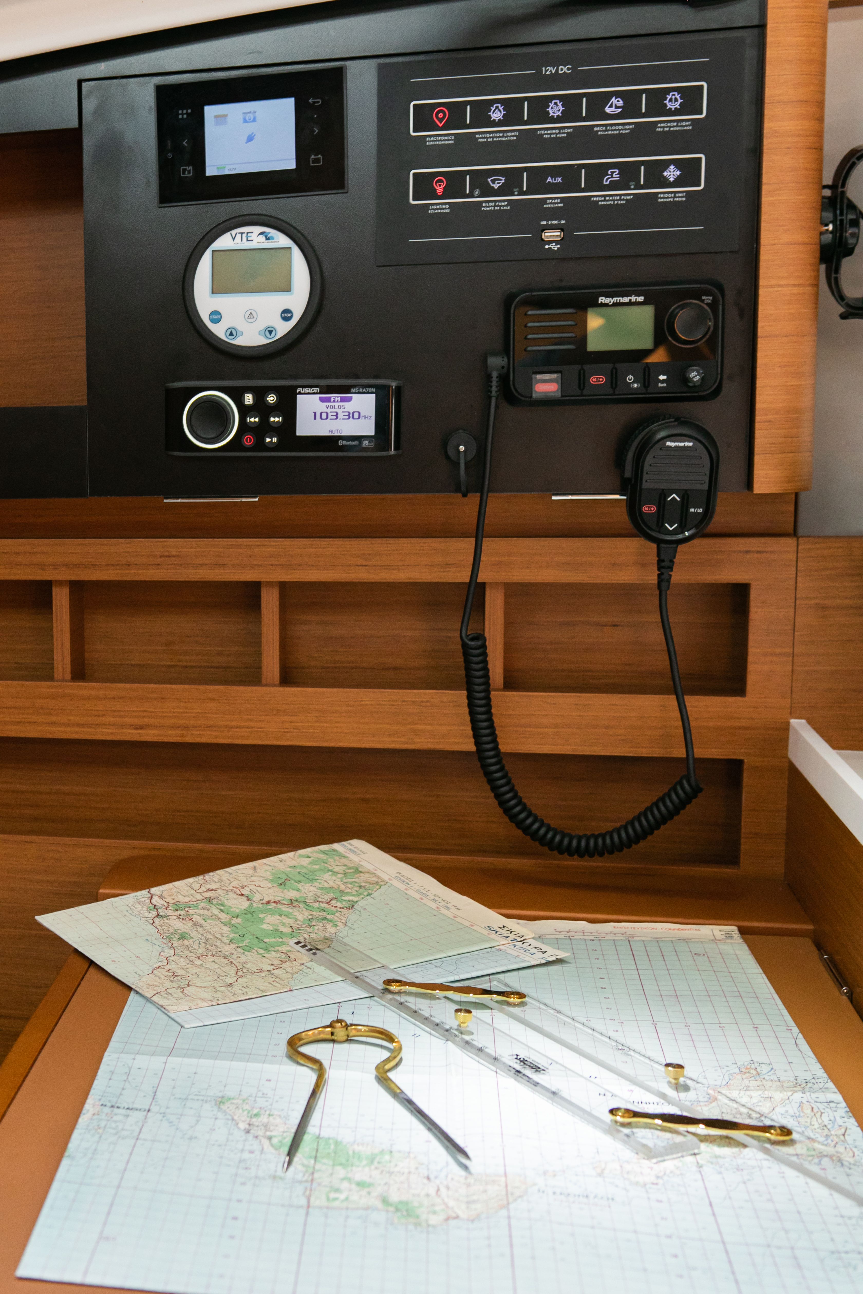 Jeanneau Sun Odyssey 410 | Artemis