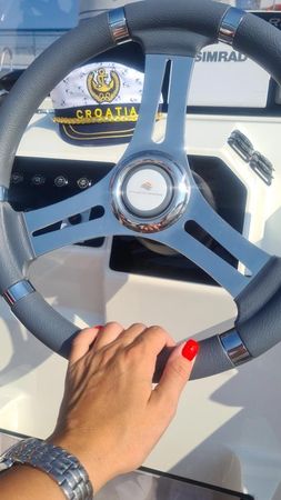 Atlantic Marine Suncruiser 690 | Franko