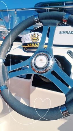 Atlantic Marine Suncruiser 690 | Franko