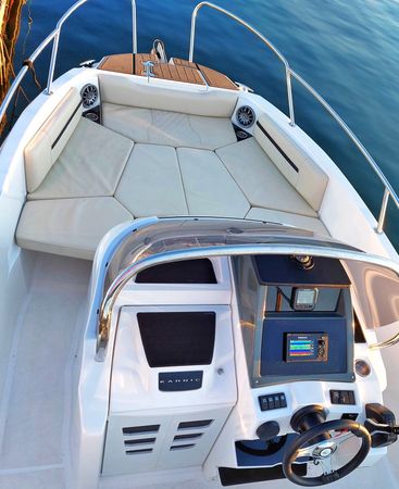 Karnic SL651 | Seaduction