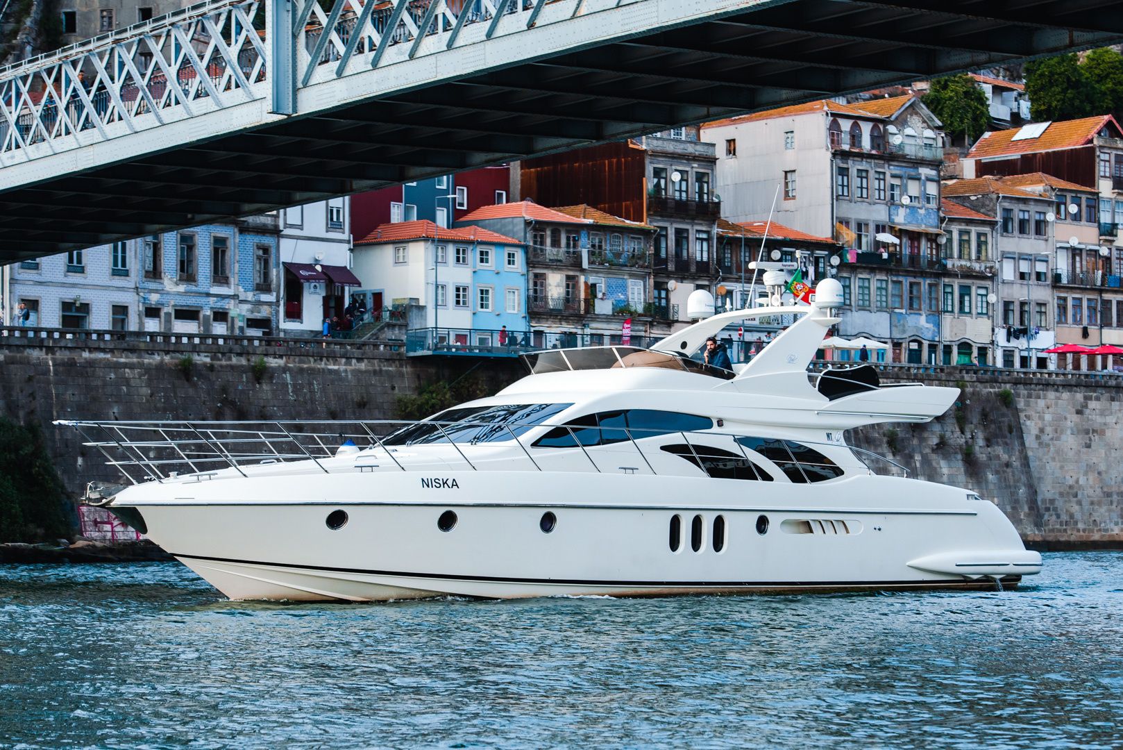 Azimut 62 Fly | Niska