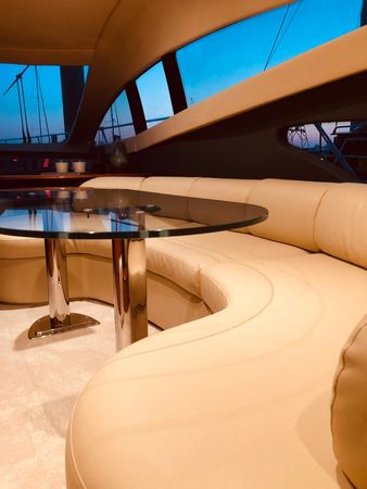 Azimut 62 Fly | Niska