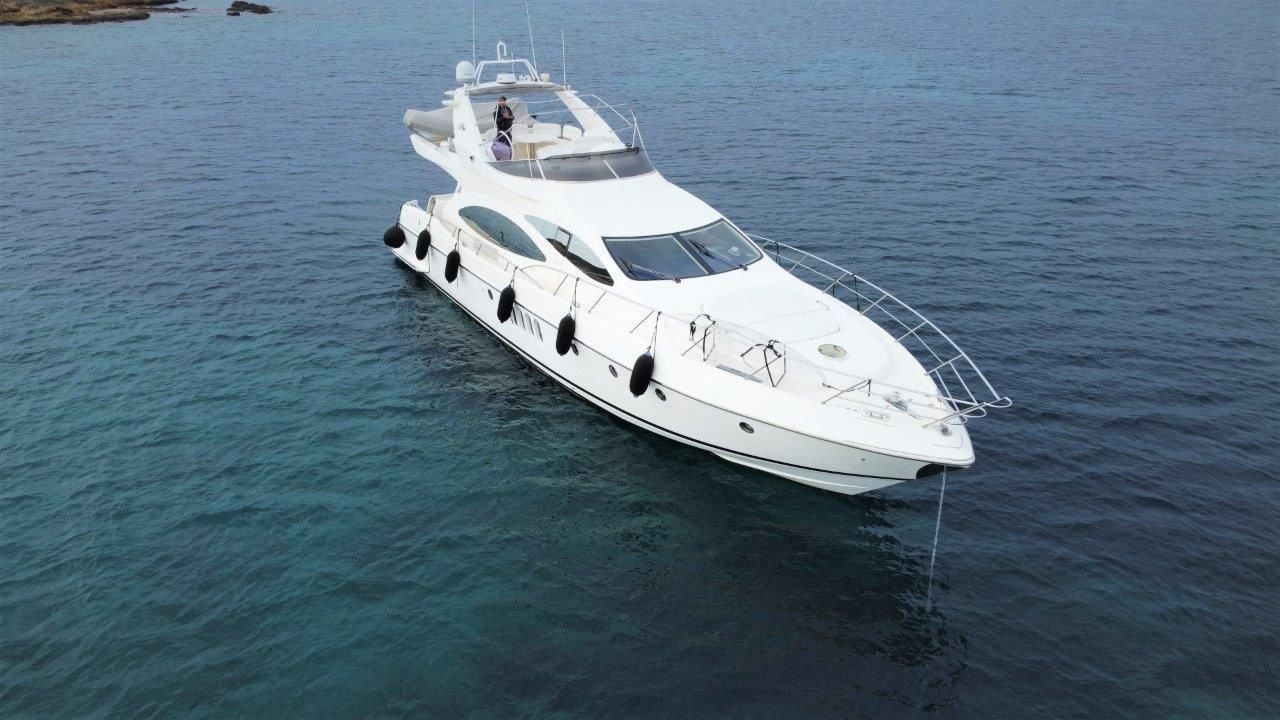 Azimut 68 | Blue Med