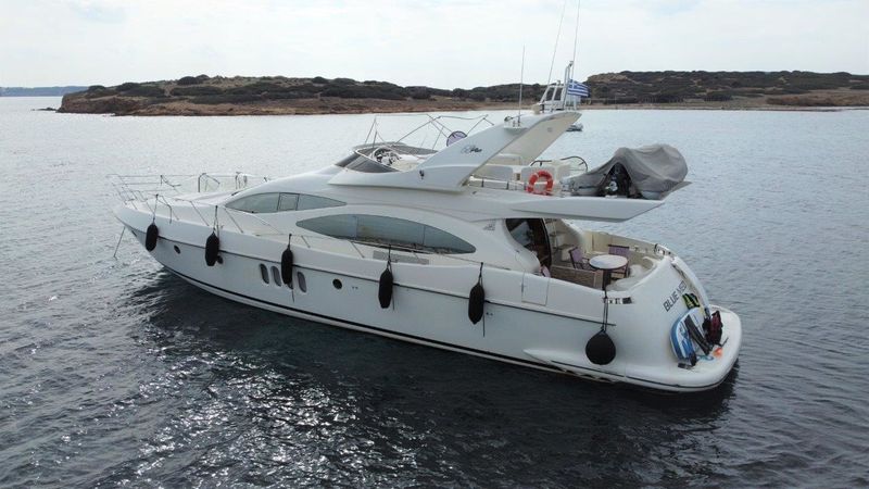 Azimut 68 | Blue Med