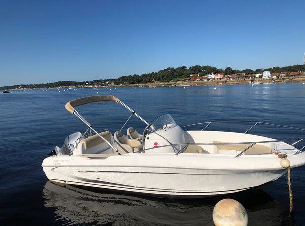 Beneteau Flyer 650 | 12