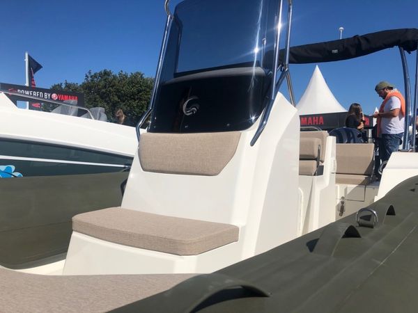 Capelli Tempest 700 | Roquette