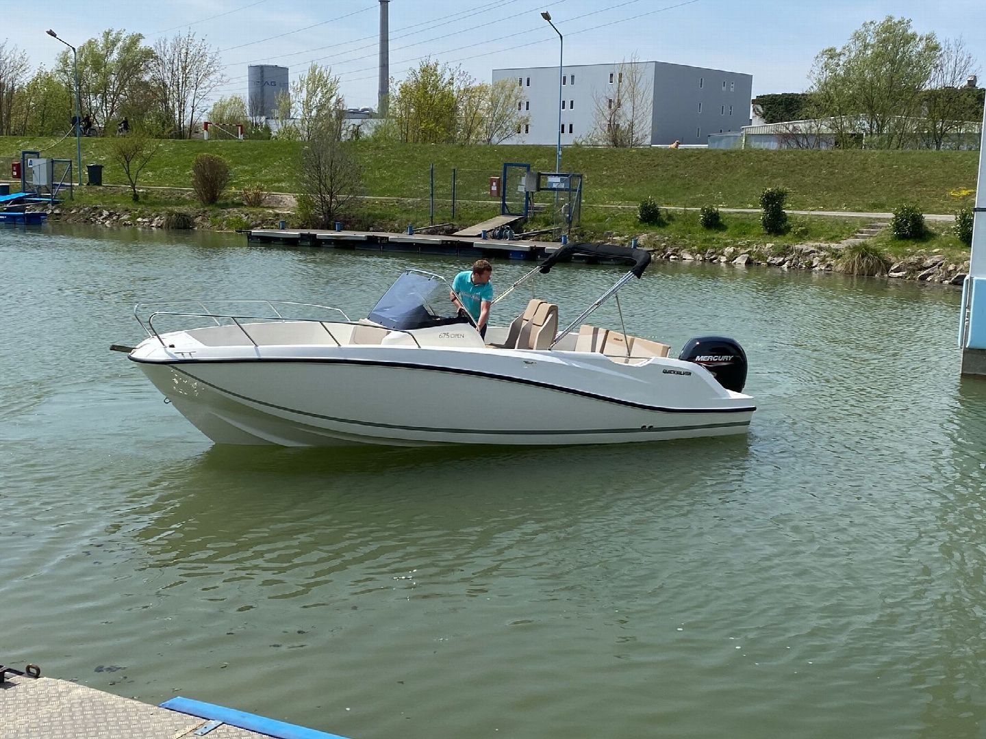 Quicksilver 675 Activ | Quick 1