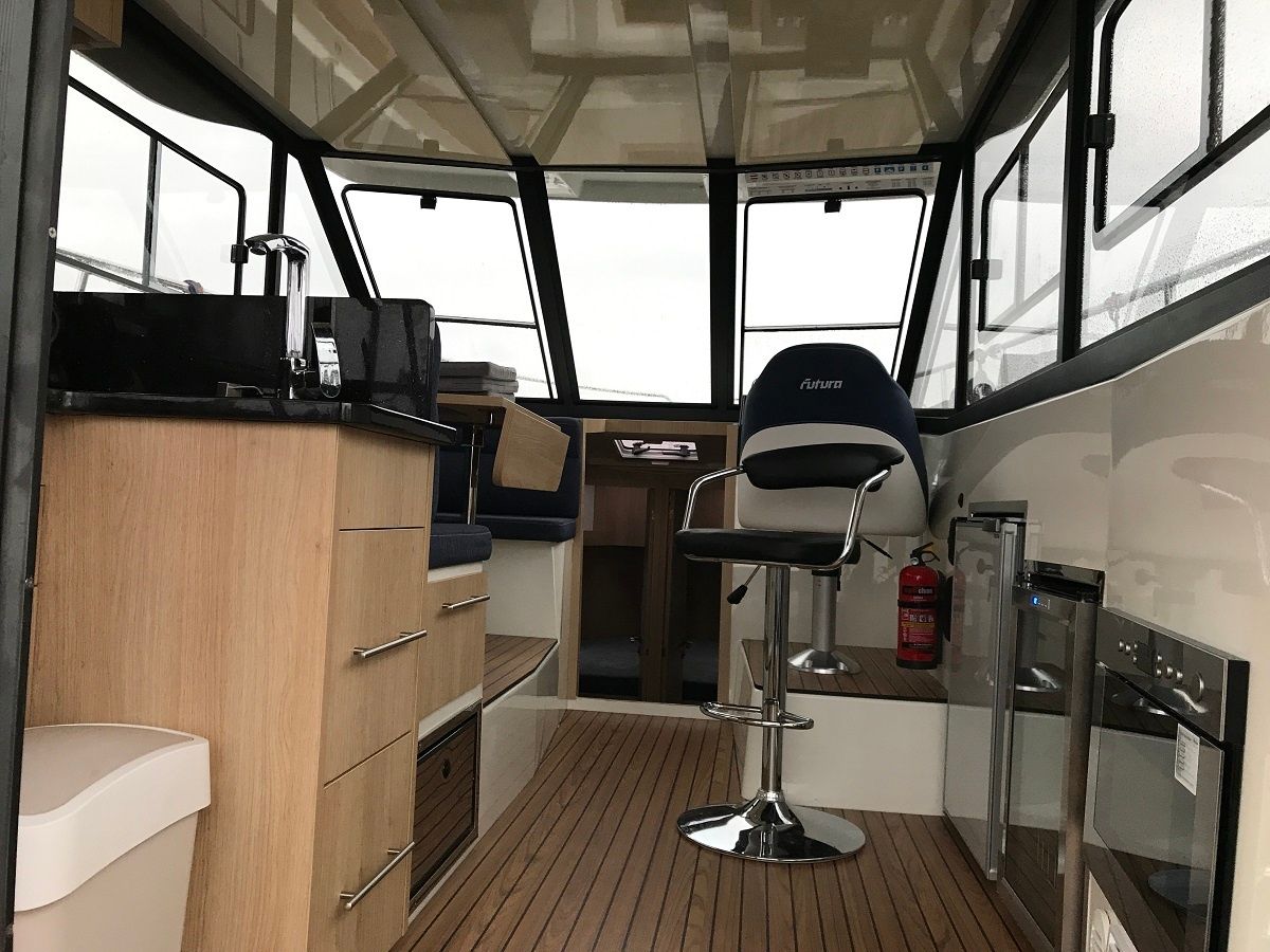 Cobra Yachts Futura 36 | Barakuda