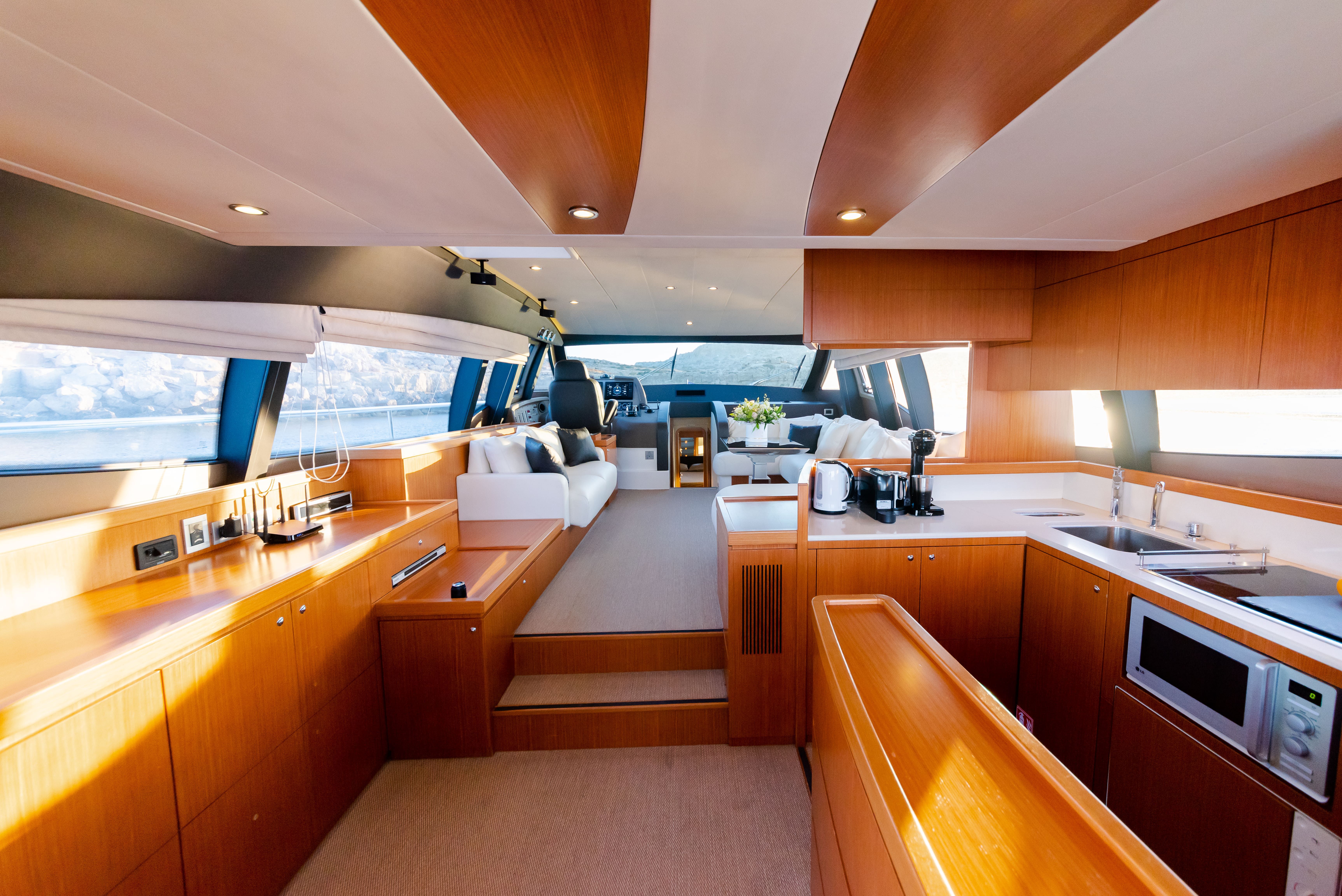 Ferretti 592 | Chill Out