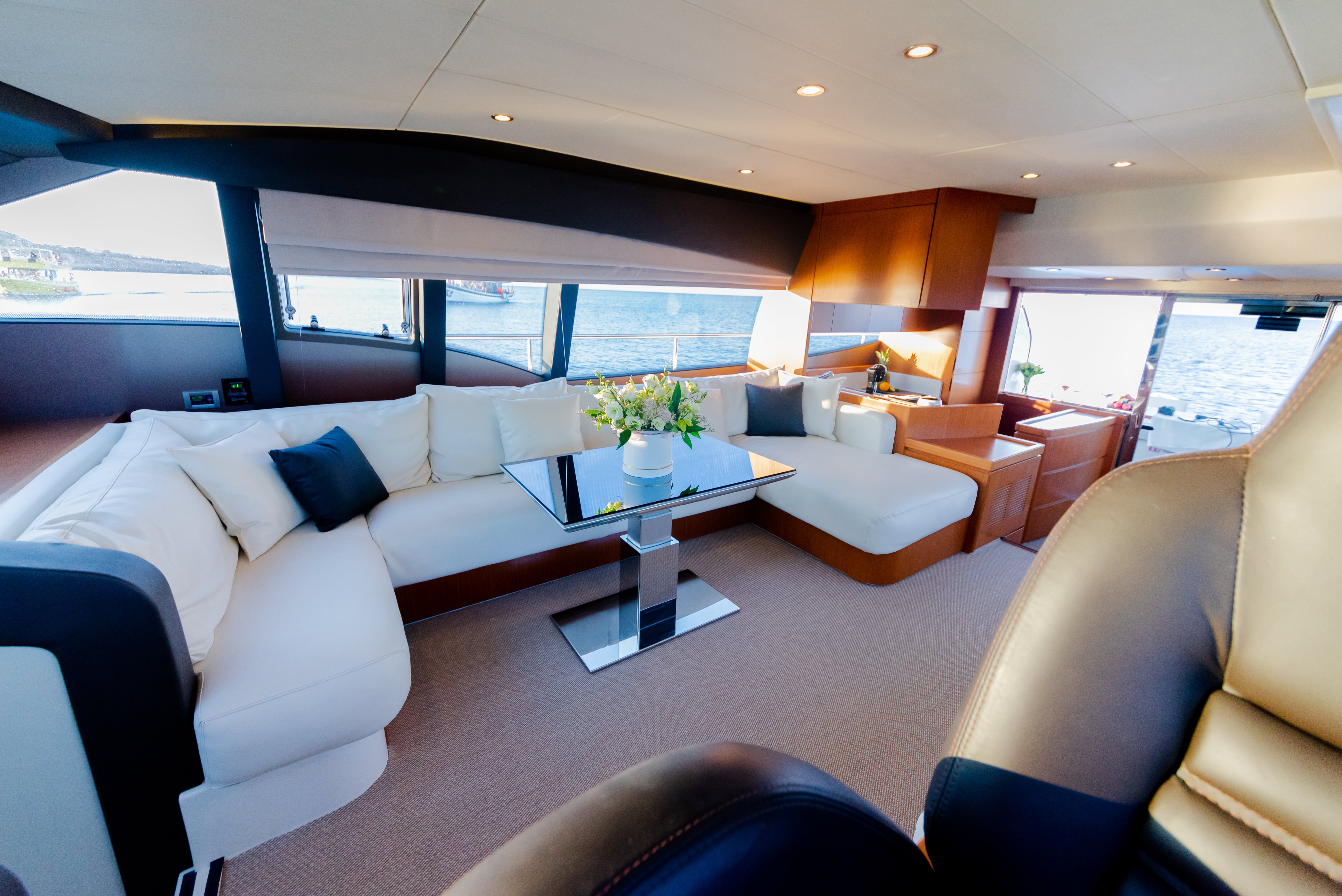 Ferretti 592 | Chill Out
