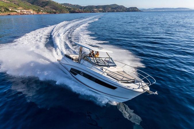 Jeanneau Cap Camarat 10.5 | Quick 2