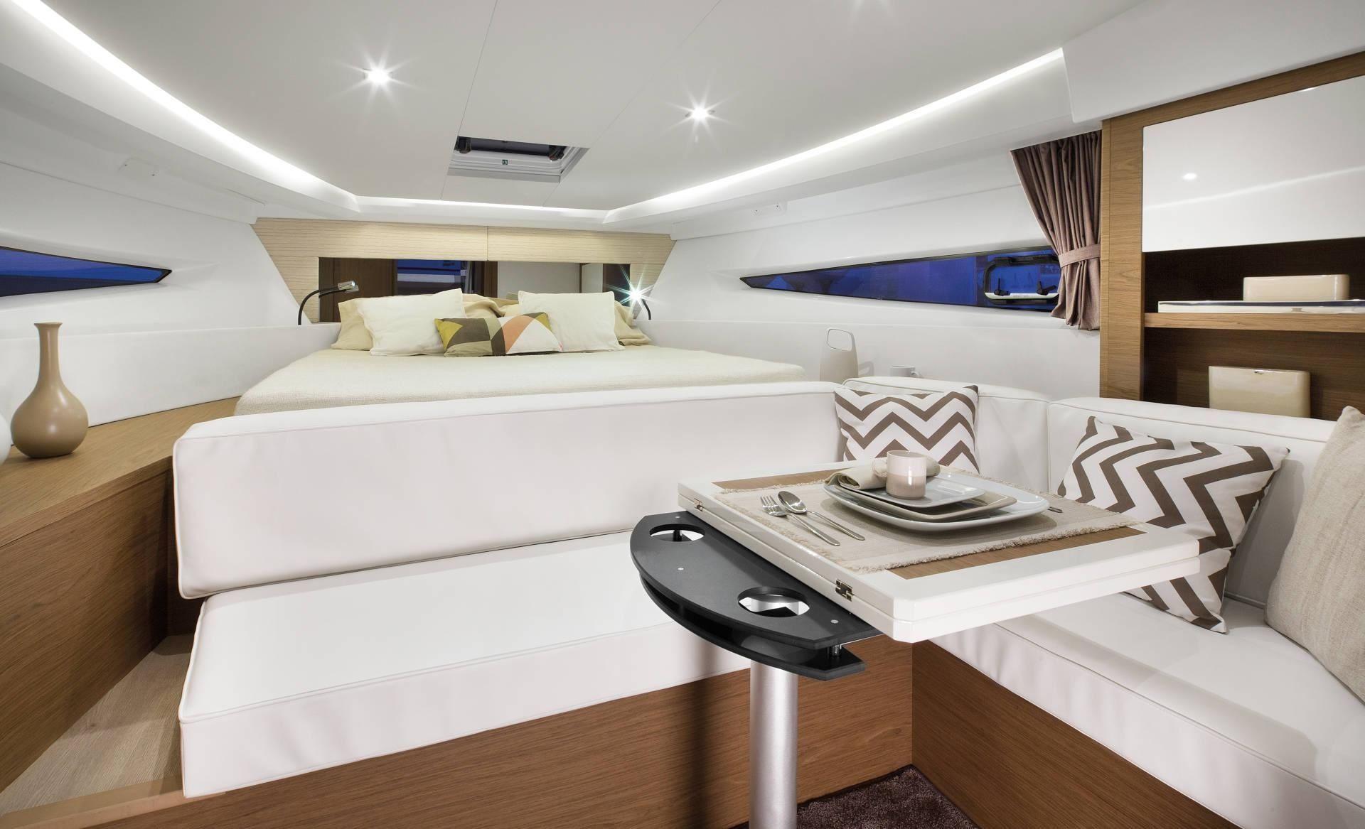 Jeanneau Leader 36 | Black Lobster