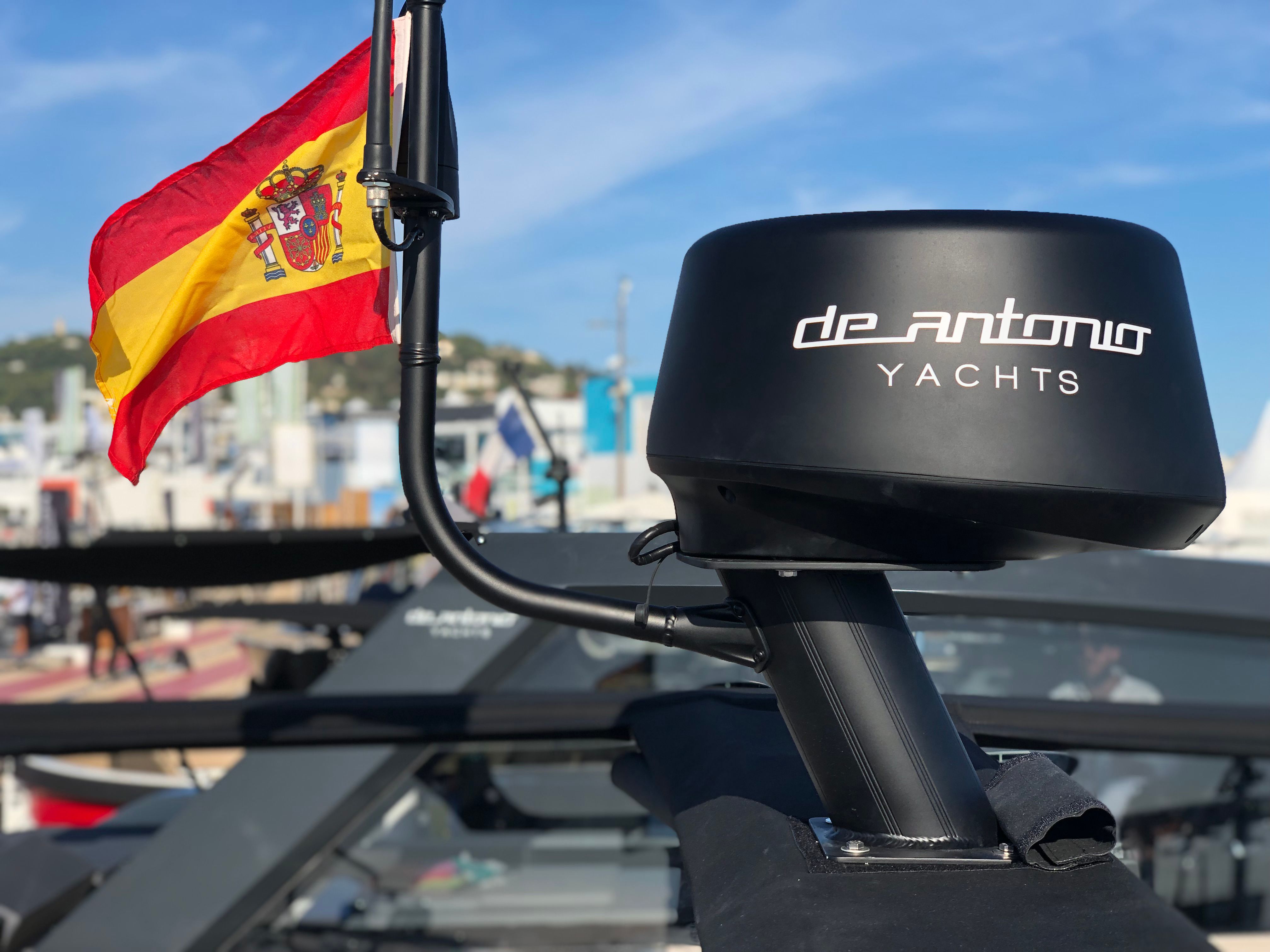 De Antonio D42 Open | TNR