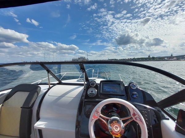Coral 690 Sport Cruiser | Proboat