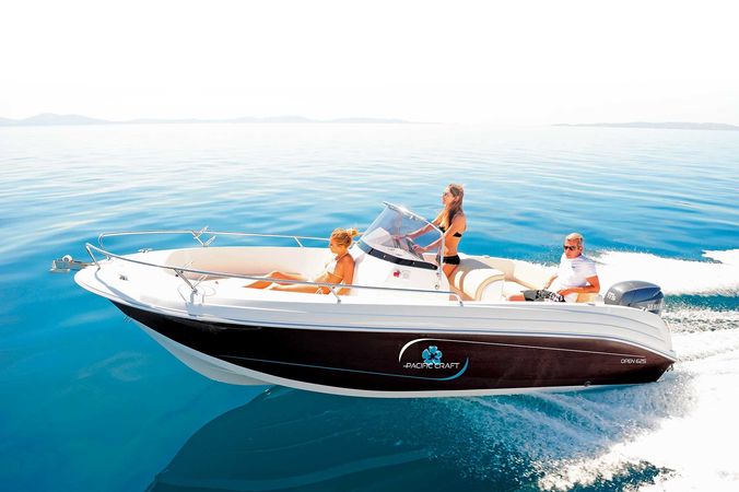 Pacific Craft 625 | Crux