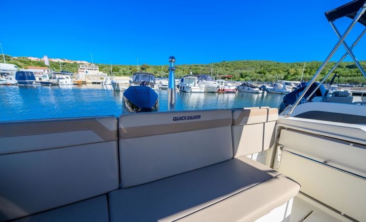 Quicksilver 755 Sun Deck | 22