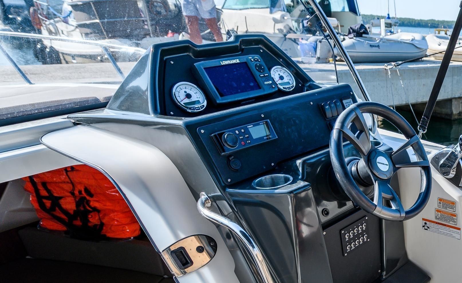 Quicksilver 755 Sun Deck | 22