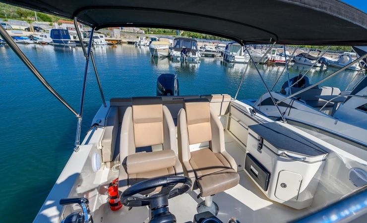 Quicksilver 755 Sun Deck | 22