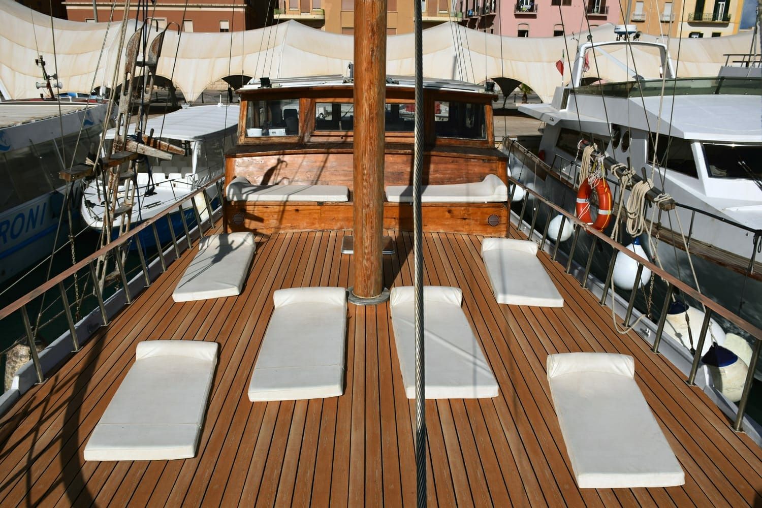 Custom Built 75 | Guletta