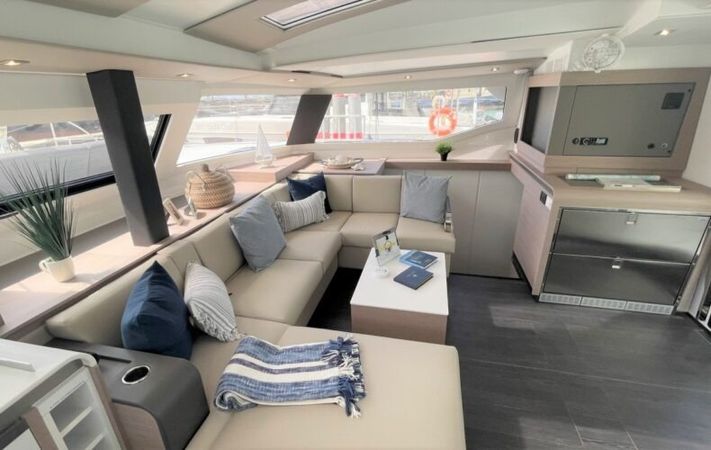 Fountaine Pajot Elba 45 | Debriefed