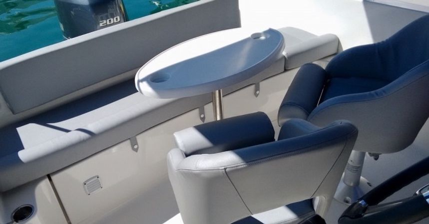 Pacific Craft 670 | White Pearl