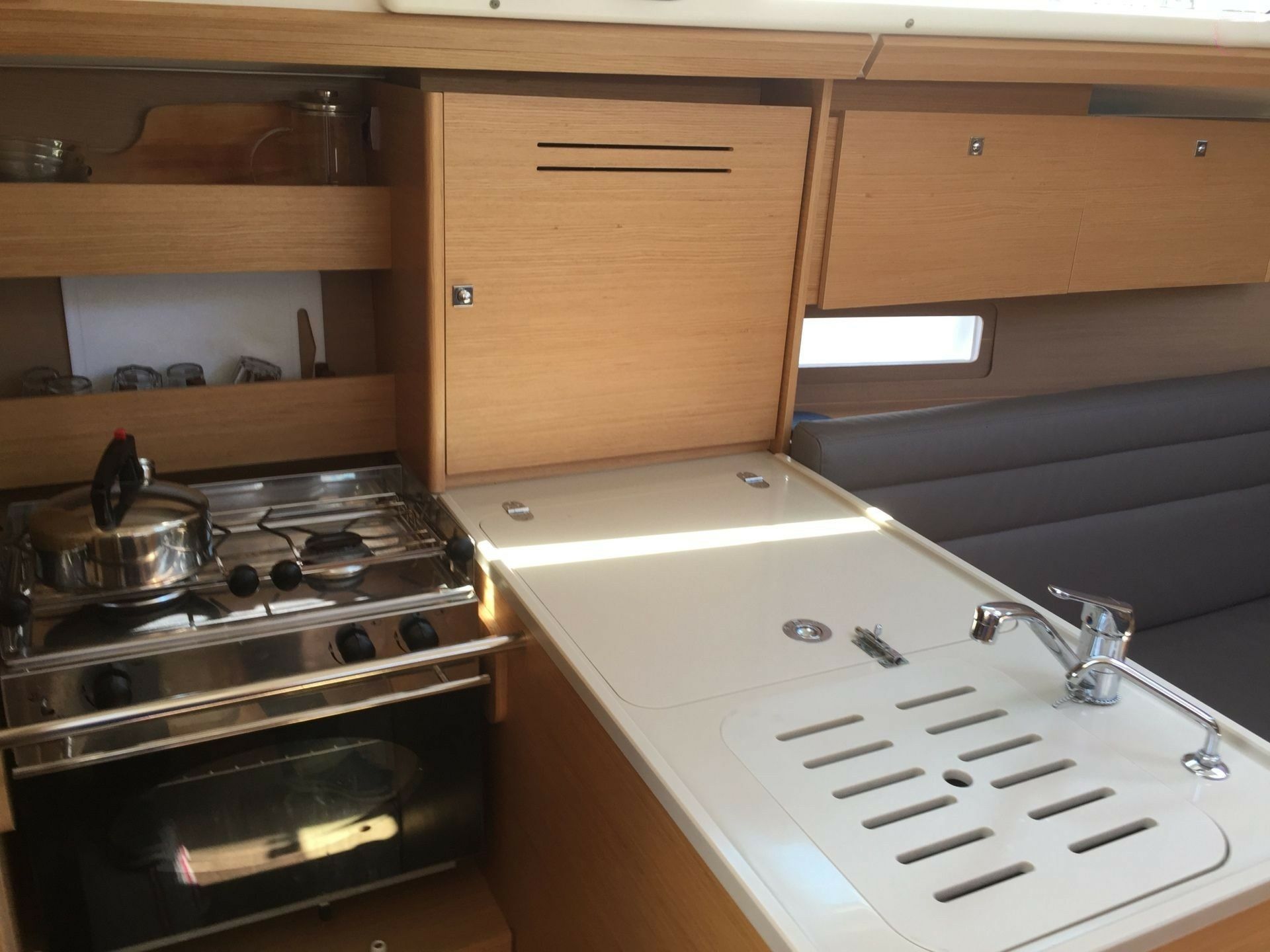 Dufour 310 | Colibri