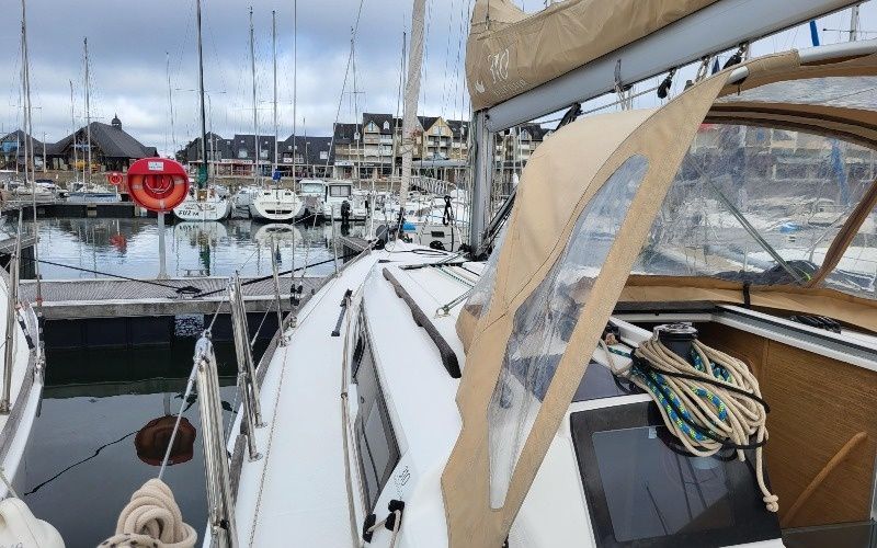 Dufour 310 | Colibri