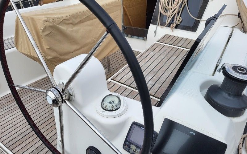 Dufour 310 | Colibri