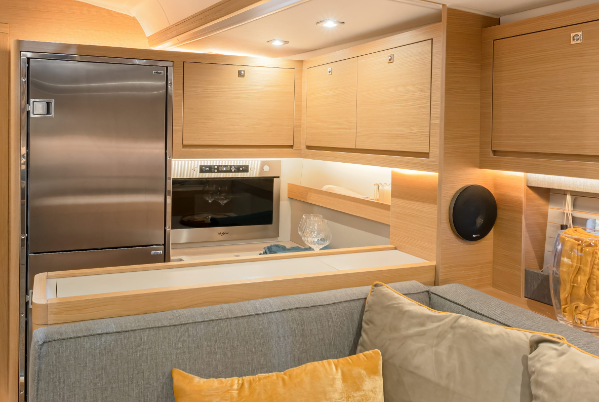 Dufour 530 | Cholita