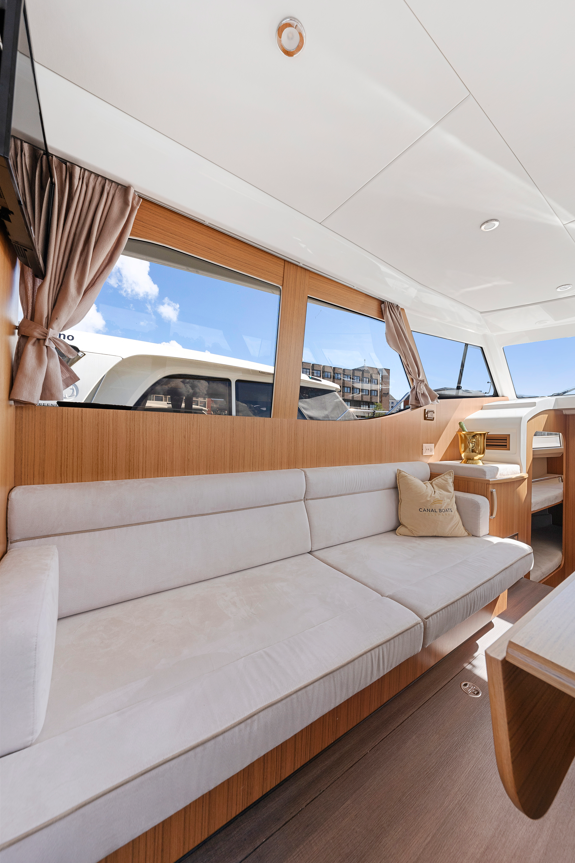 Greenline 33 | Dalen Electric yacht