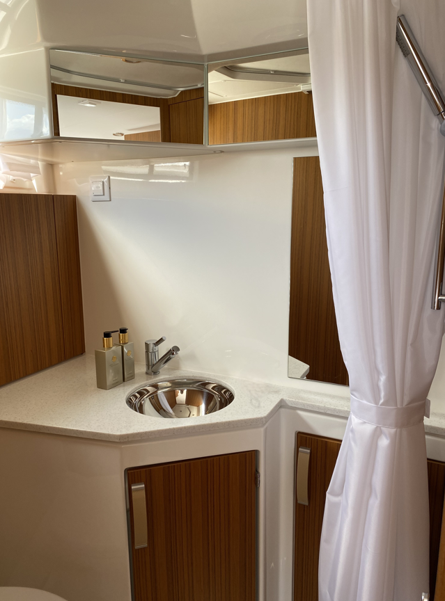 Greenline 33 | Kragero Electric yacht