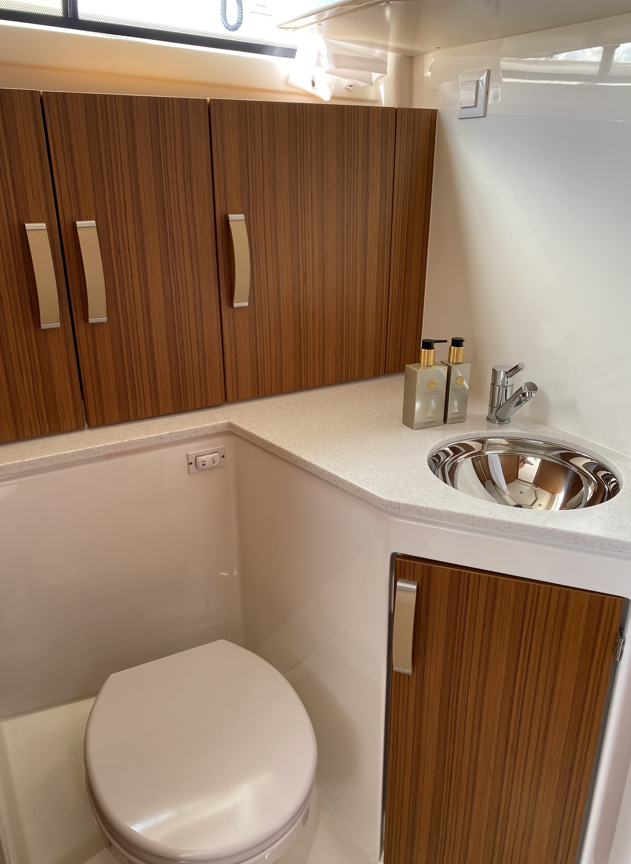 Greenline 33 | Kragero Electric yacht