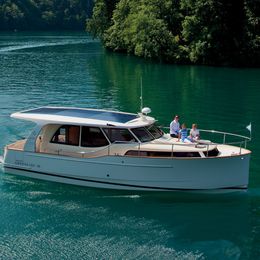 Greenline 33 | Kragero Electric yacht