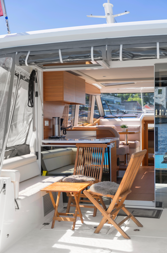 Greenline 39 | Helgeroa Electric yacht