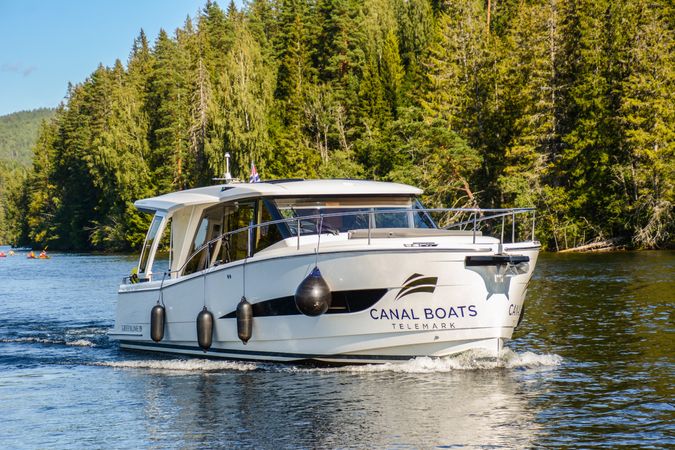 Greenline 39 | Kviteseid Electric yacht