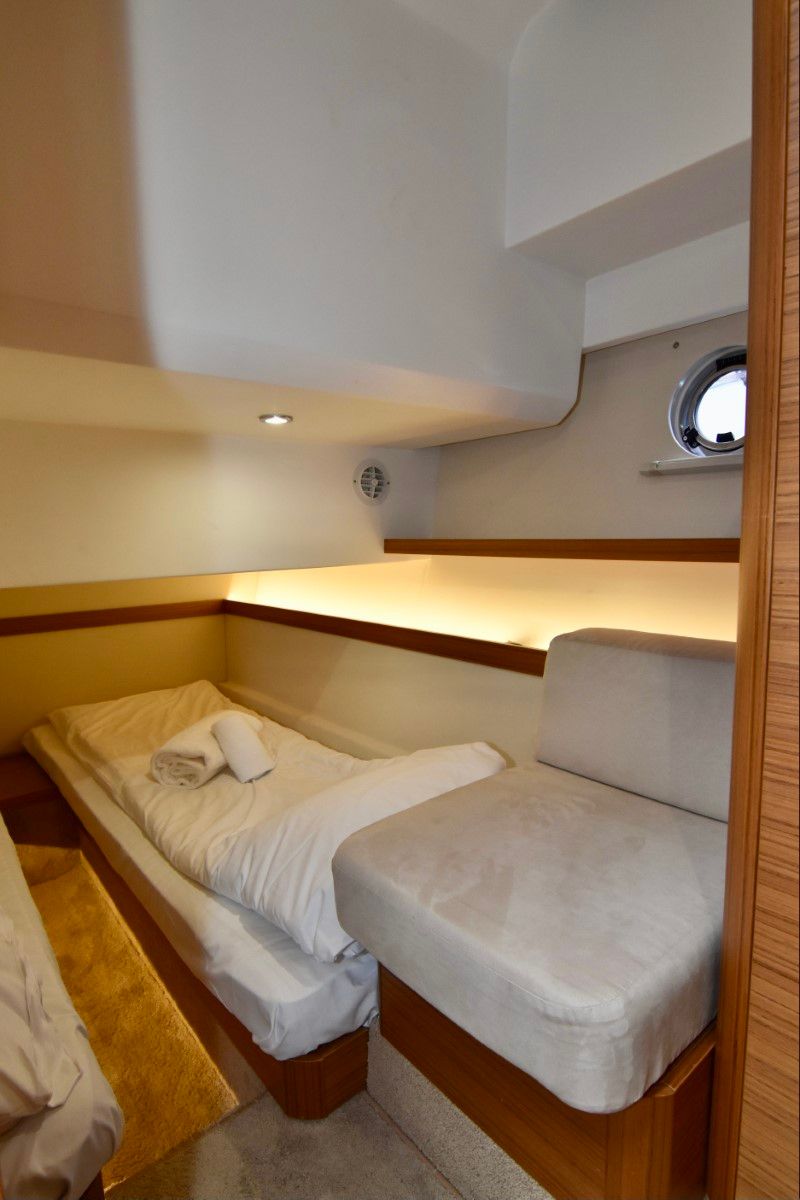 Greenline 39 | Kviteseid Electric yacht