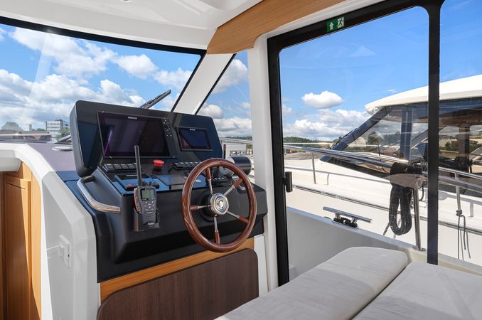 Greenline 39 | Skien Electric yacht