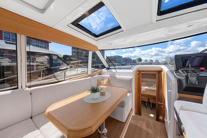 Greenline 39 | Skien Electric yacht
