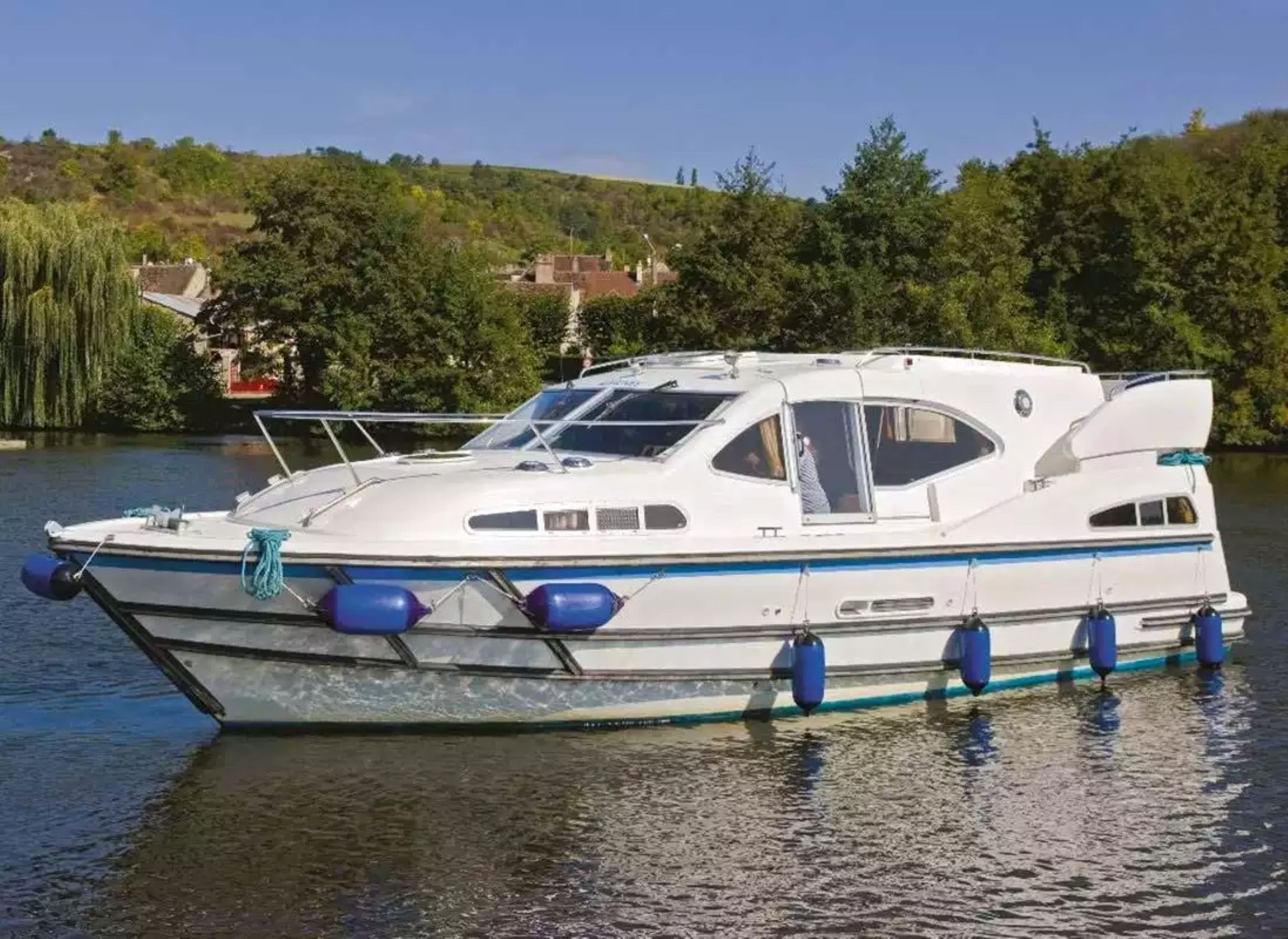 Europa 300 | Premium