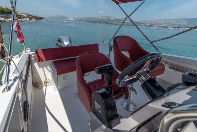 Atlantic 750 Open | Aqua 1