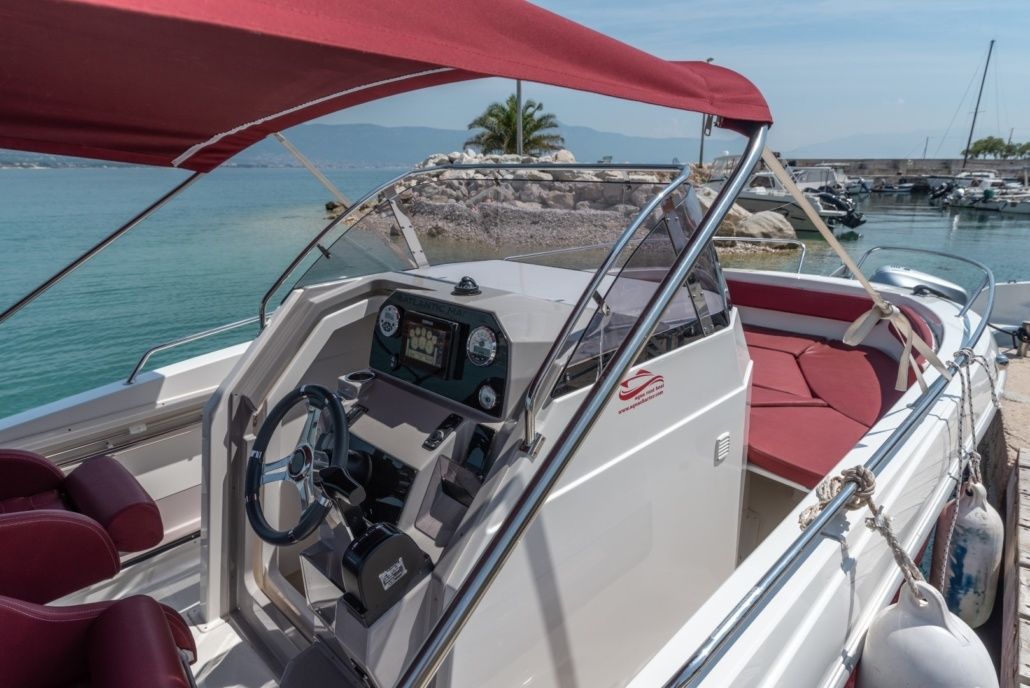 Atlantic 750 Open | Aqua 1