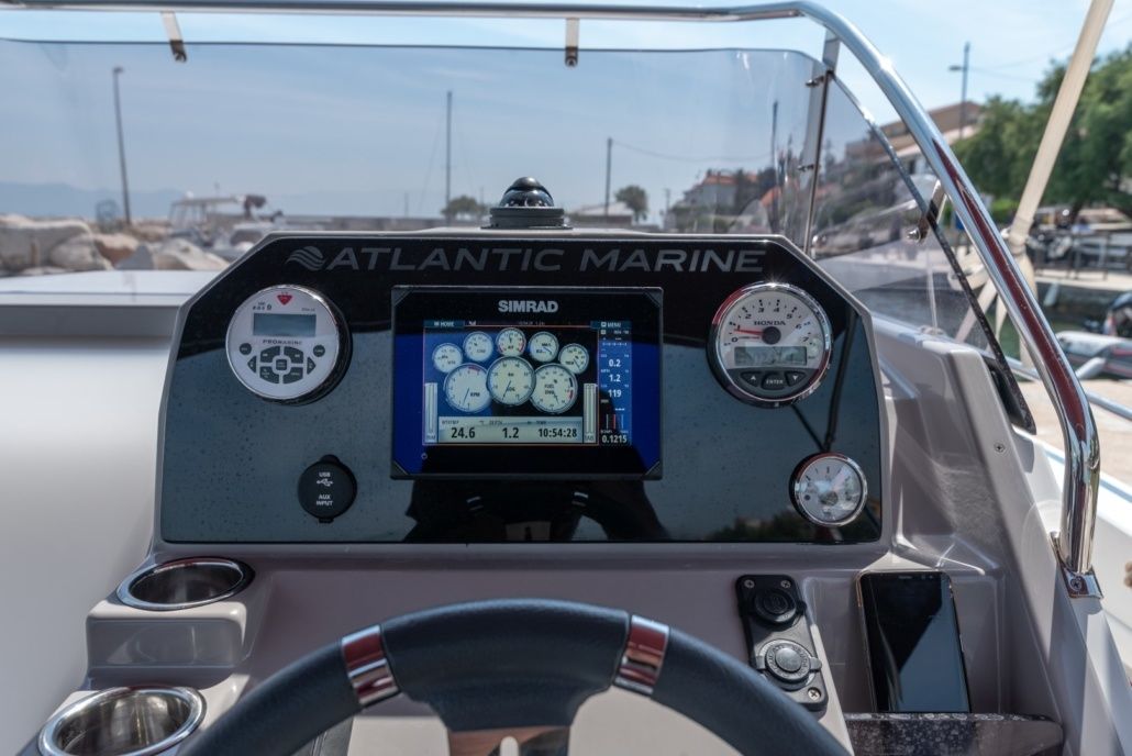 Atlantic 750 Open | Aqua 5