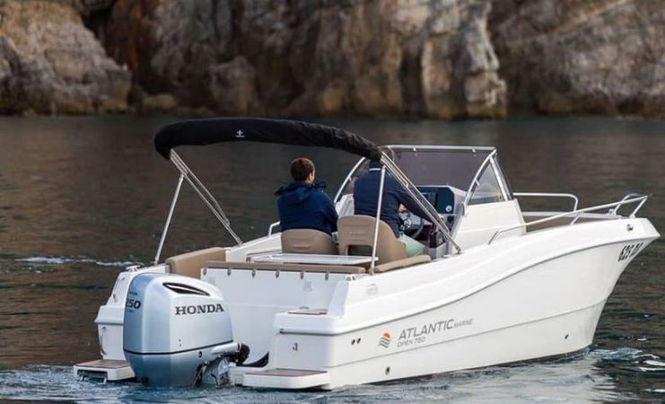 Atlantic 750 Open | Aqua 5