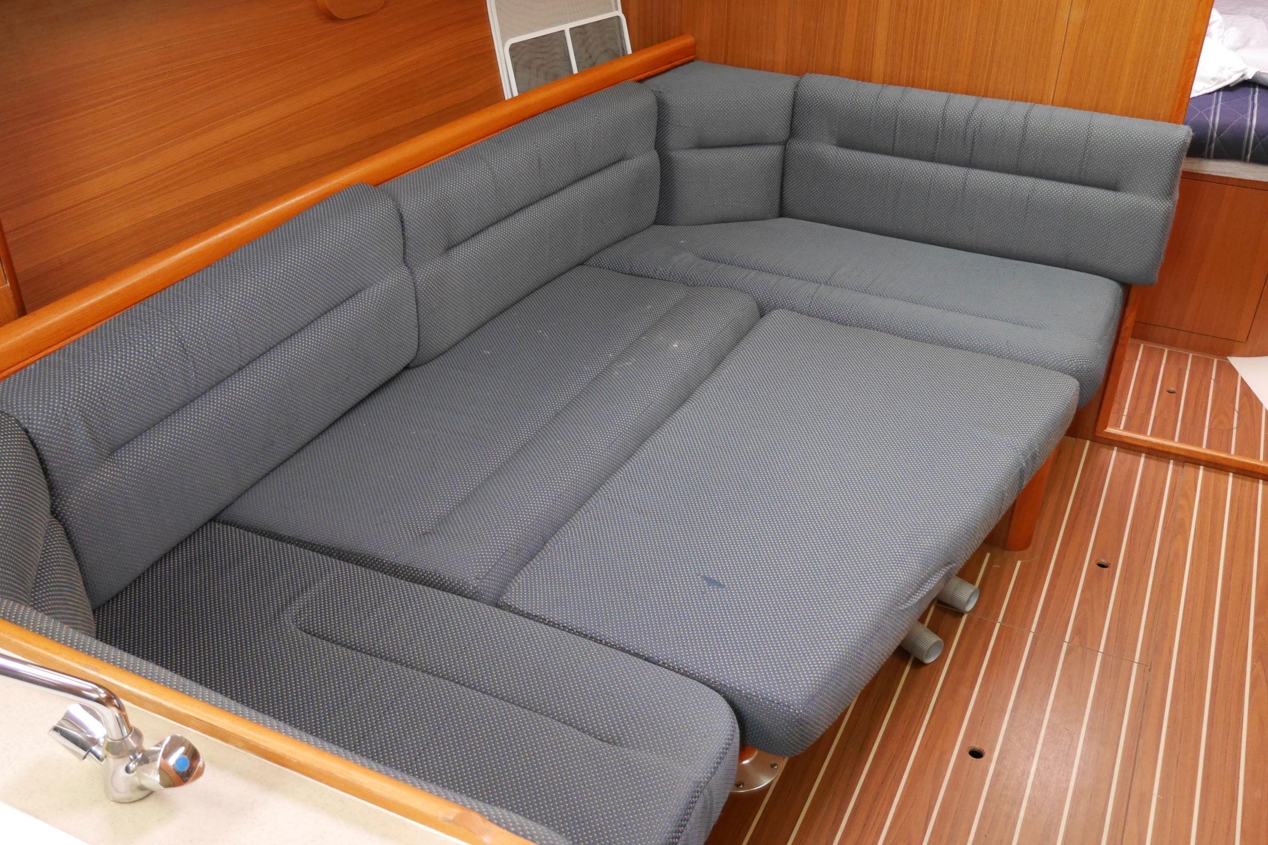 Hunter 33 | Cool Runnings