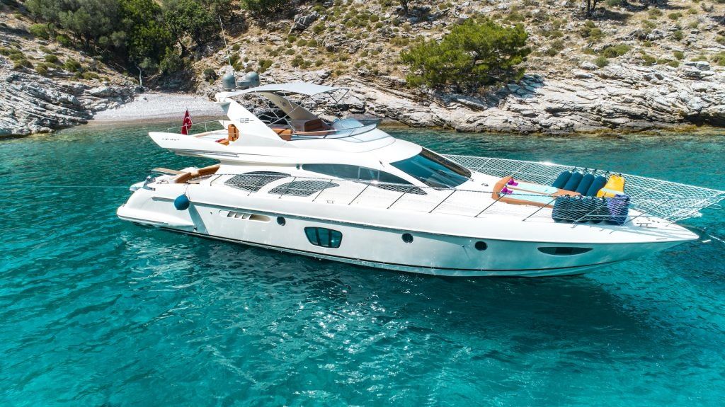 Azimut 62 Fly | Efe 01