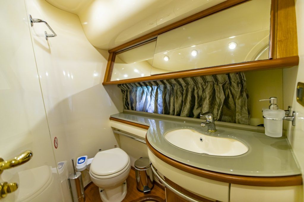 Azimut 62 Fly | Efe 01