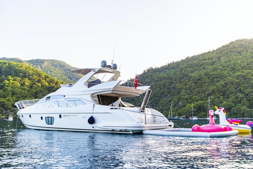 Azimut 62 Fly | Efe 01