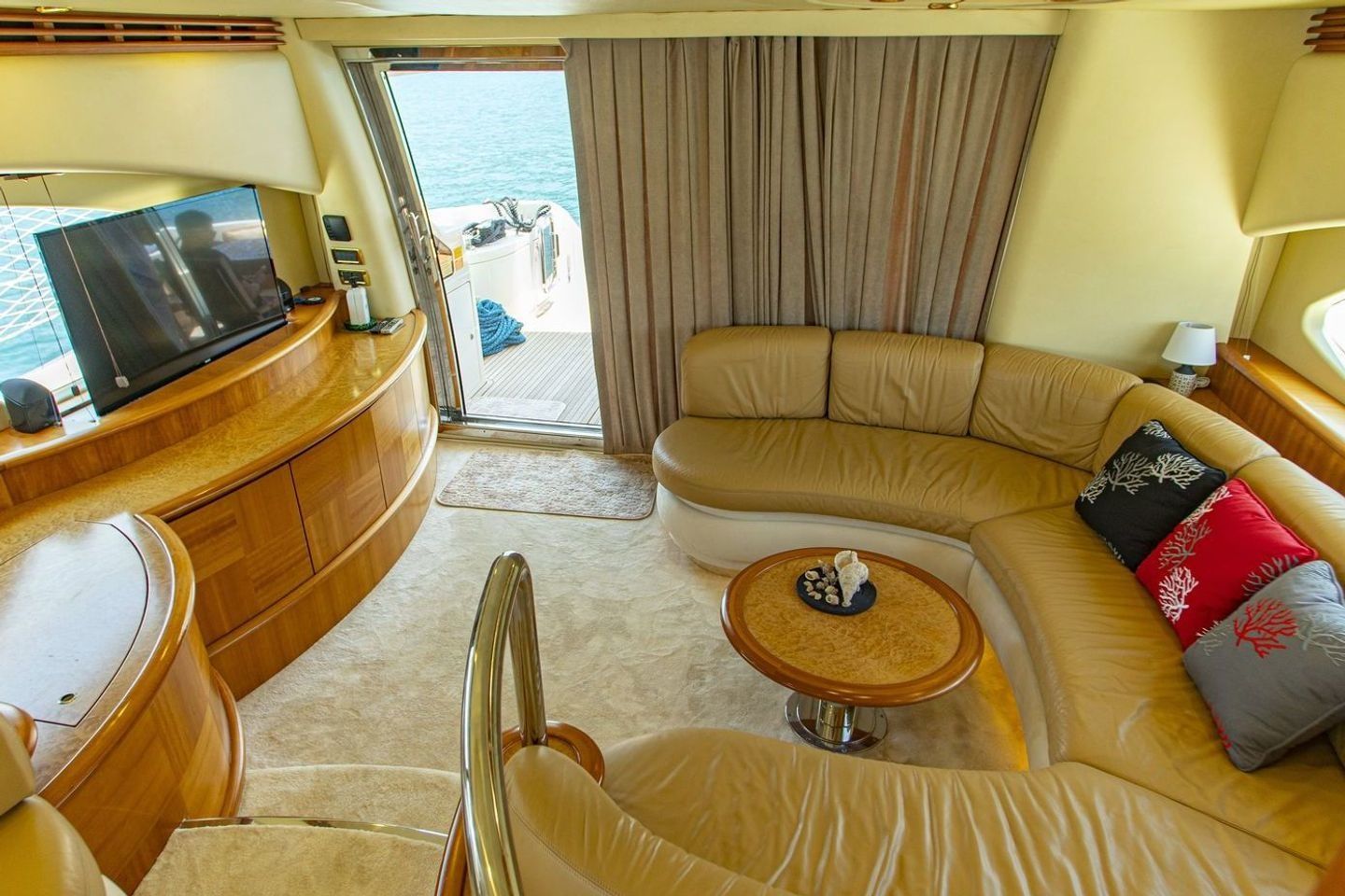 Azimut 62 Fly | Efe 01