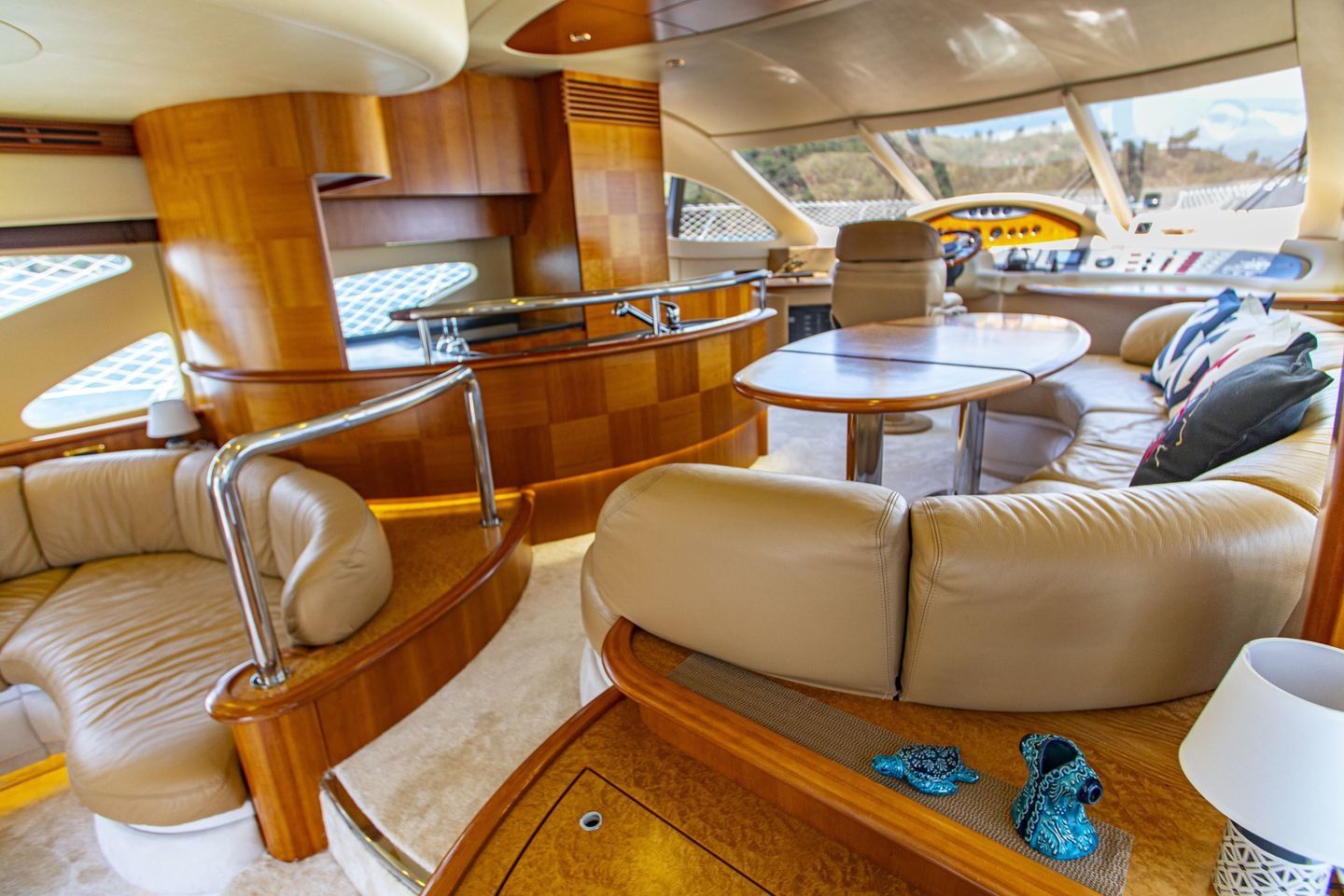 Azimut 62 Fly | Efe 01